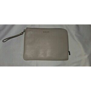 Michael Kors Mercer Large Tech Ipad Khaki Biege Leather Zip Clutch Wristlet